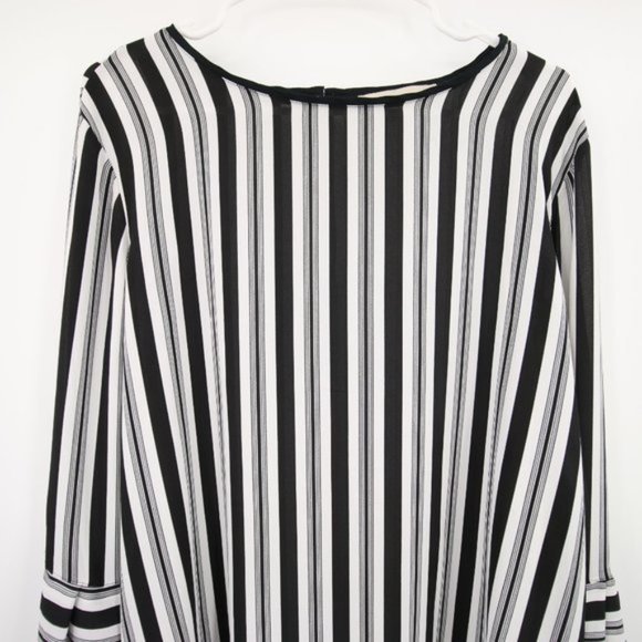 Top - Picture 2 of 7